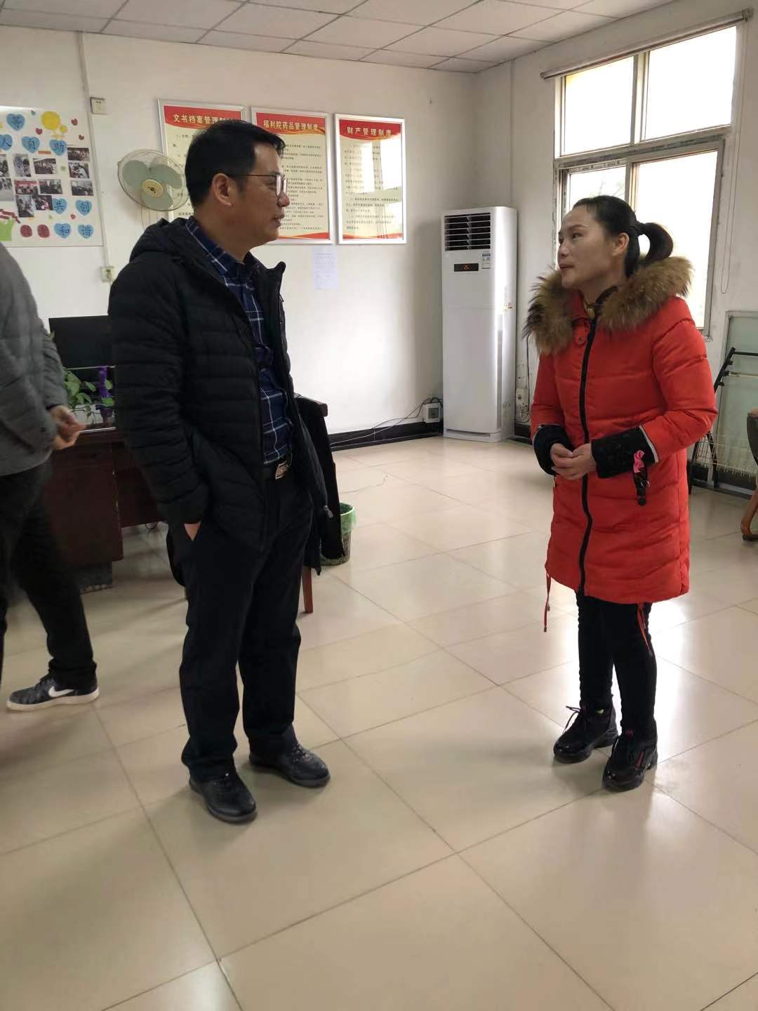 武漢市合眾電氣關愛老人 武漢市合眾電氣關愛老人