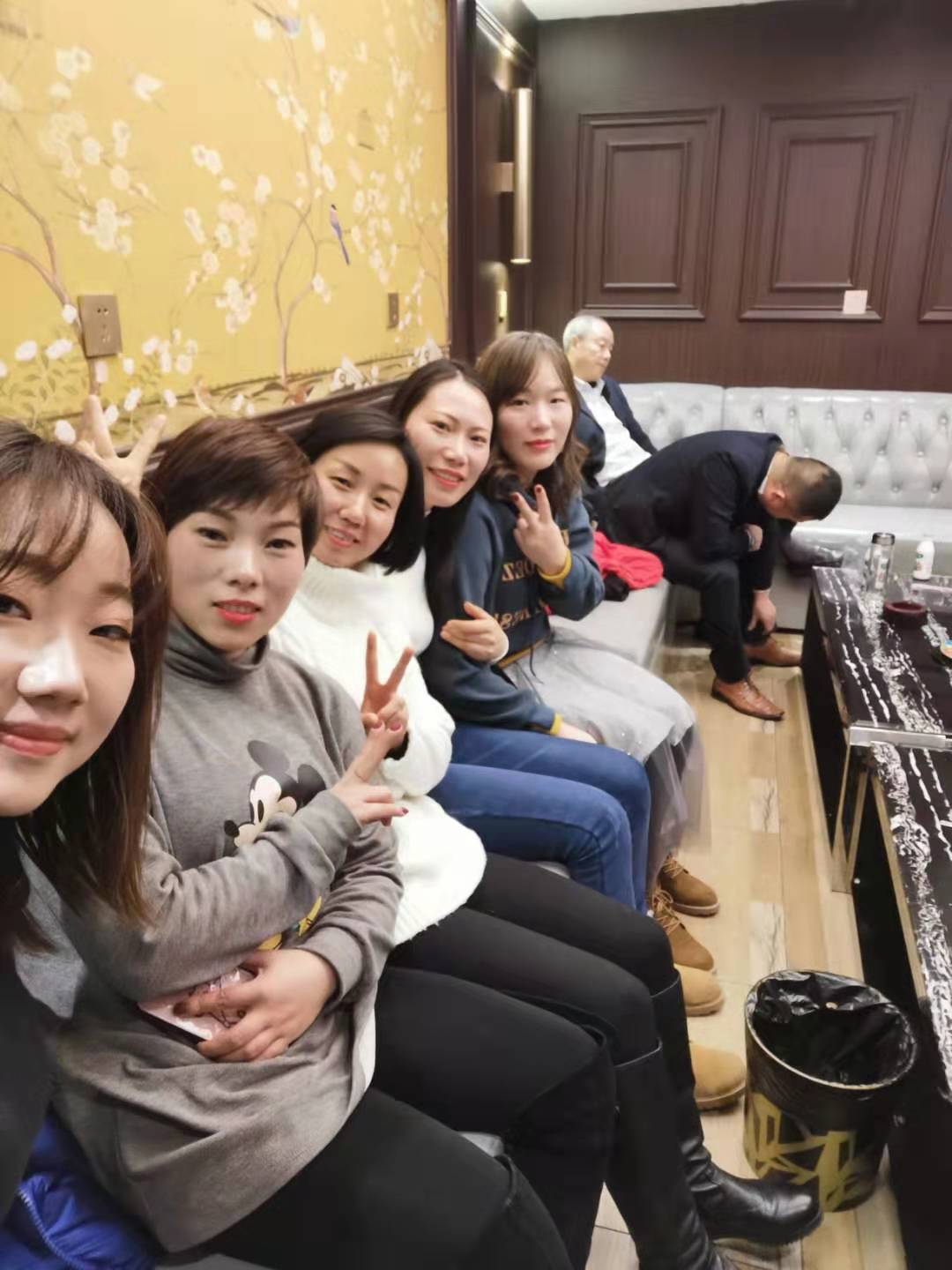 武漢市合眾電氣年會現場 武漢市合眾電氣年會現場