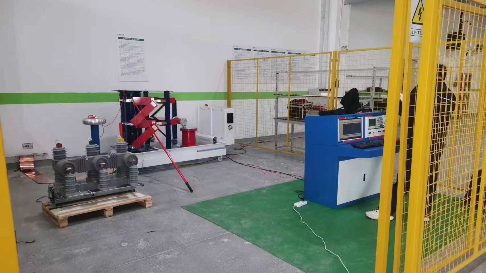 沖擊電壓發生器 沖擊電壓發生器