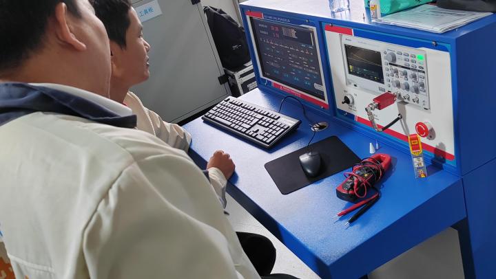 沖擊電壓發(fā)生器 沖擊電壓發(fā)生器